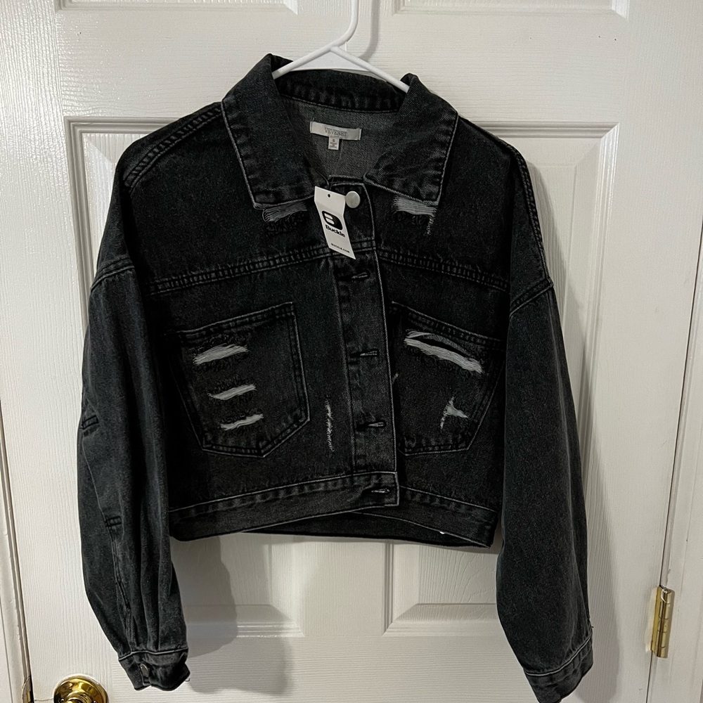 Veveret black fringe cropped jean jacket